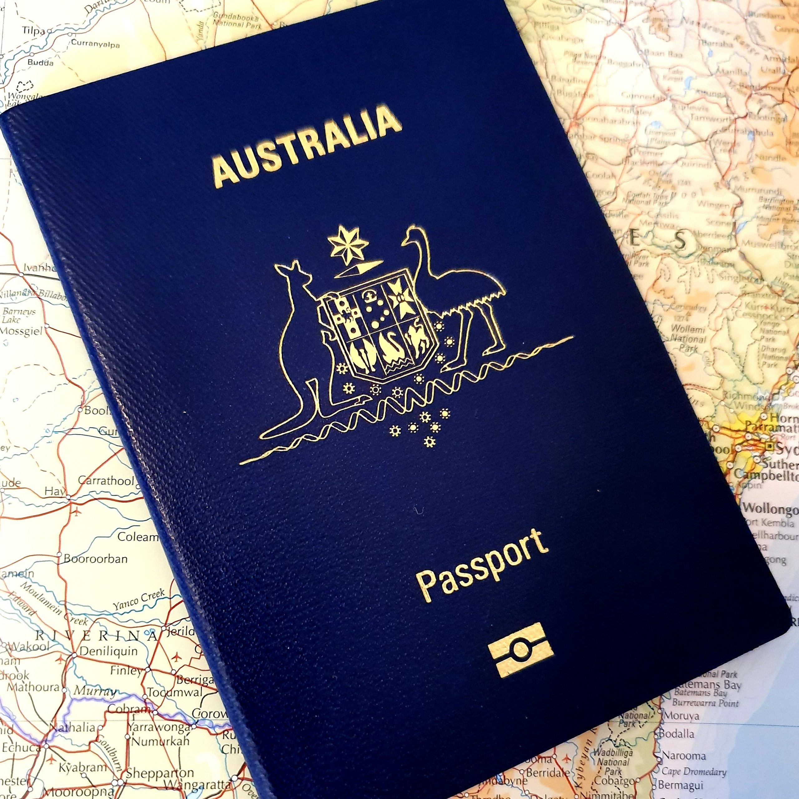 australian-passport-image-cropped